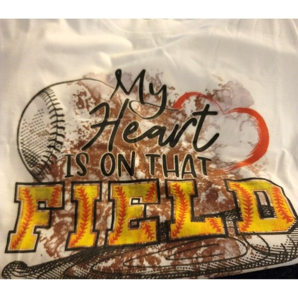 Baseball Mom T-shirt My Heart is On the Field White Graphic Tee Size XL Jj3401 - Picture 4 of 7